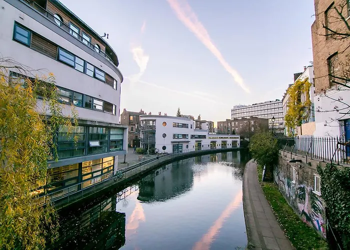 Regent Canalside Apartments
