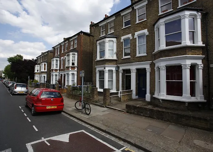 Veeve - House Dyne Road - Kilburn
