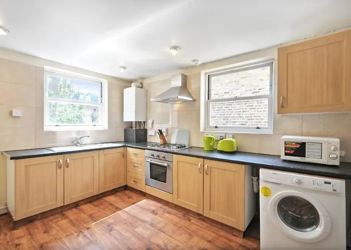 Access Apartments Maida Vale North