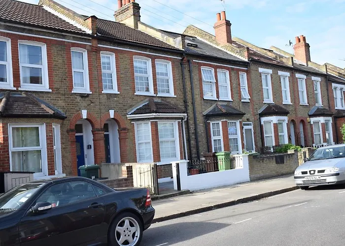 2 Bedroom Apartment, Fortescue Road