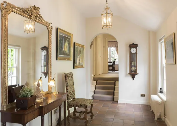 Onefinestay - Chiswick Apartments