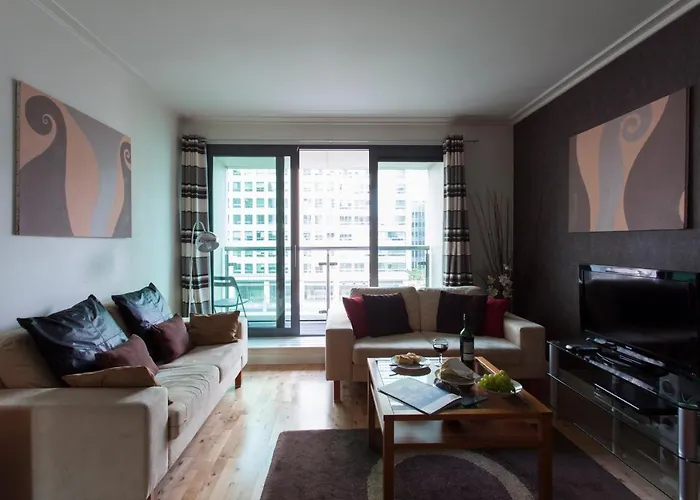 Discovery Dock Apartments