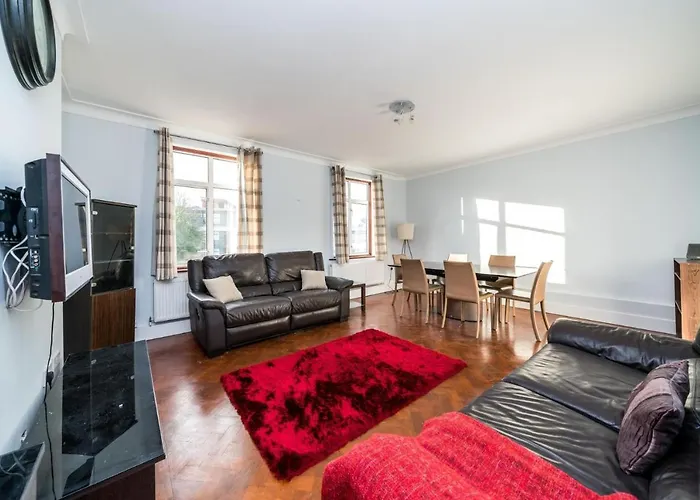 New 3 Bedroom House Near Wembley Stadium