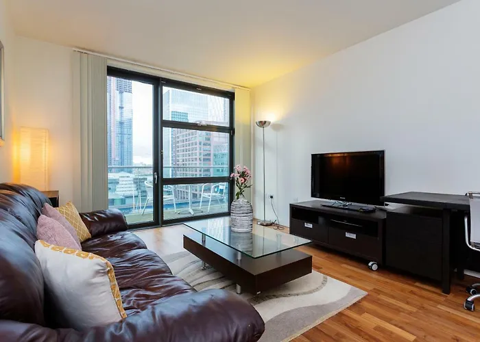 Oyo Home Canary Wharf