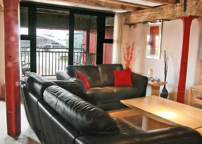 Apartment 3, Warehouse K