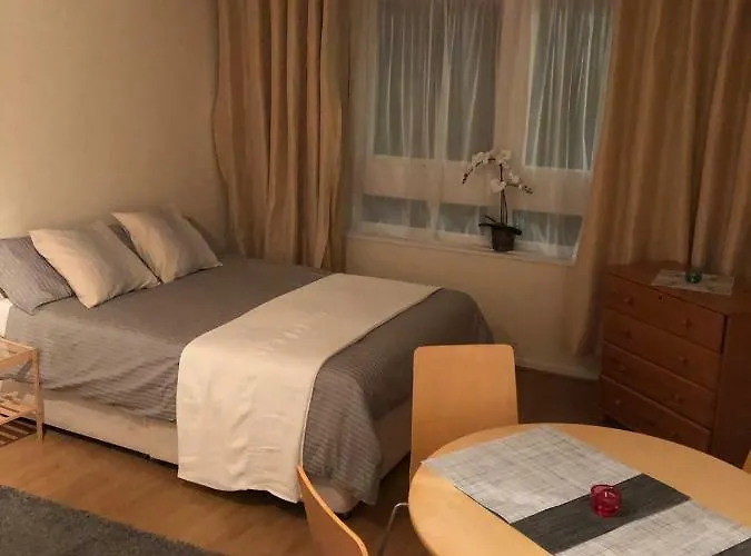 Splendid 2 Bedroom Apartment In Shepherd\'S Bush