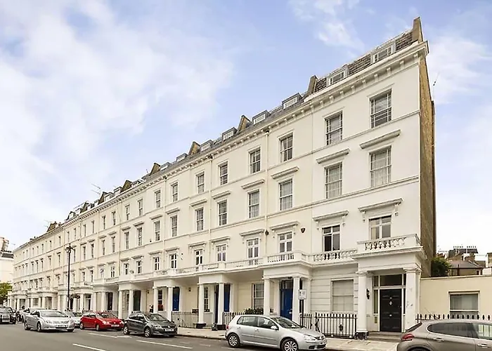 Pimlico Chic Suite