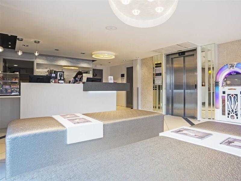 Point A Canary Wharf 3* Londres