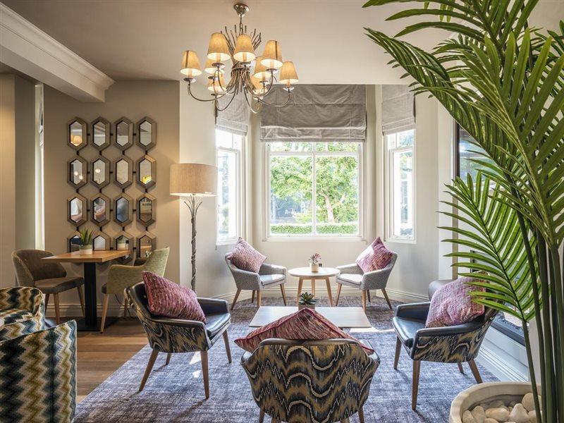 Hotel Point A Kensington Olympia 3*