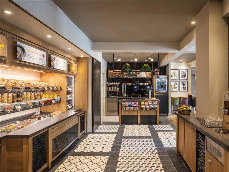 Hotel Point A Kensington Olympia 3*