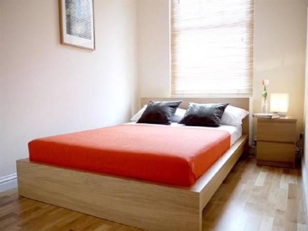 Caledonian Road Hotel