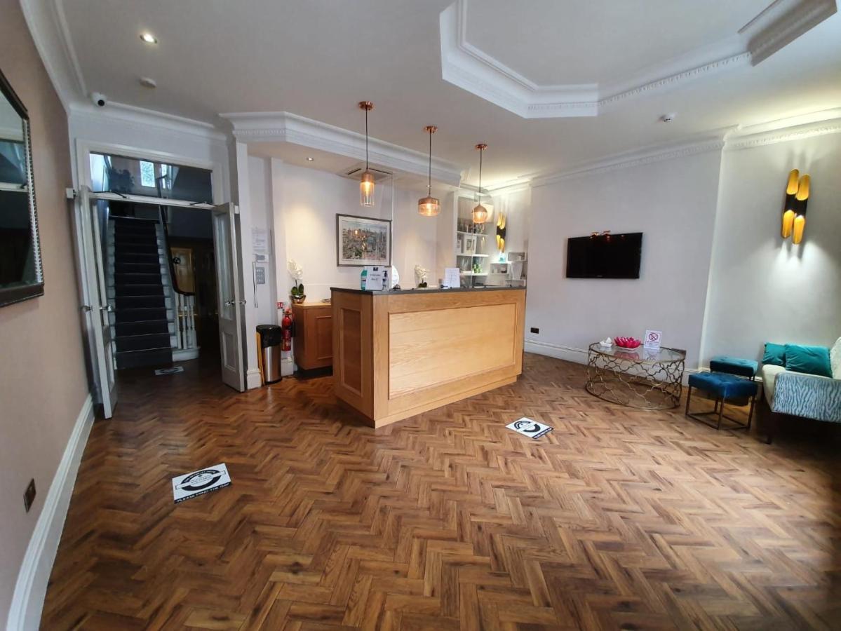The Beverley - Victoria Hotel London