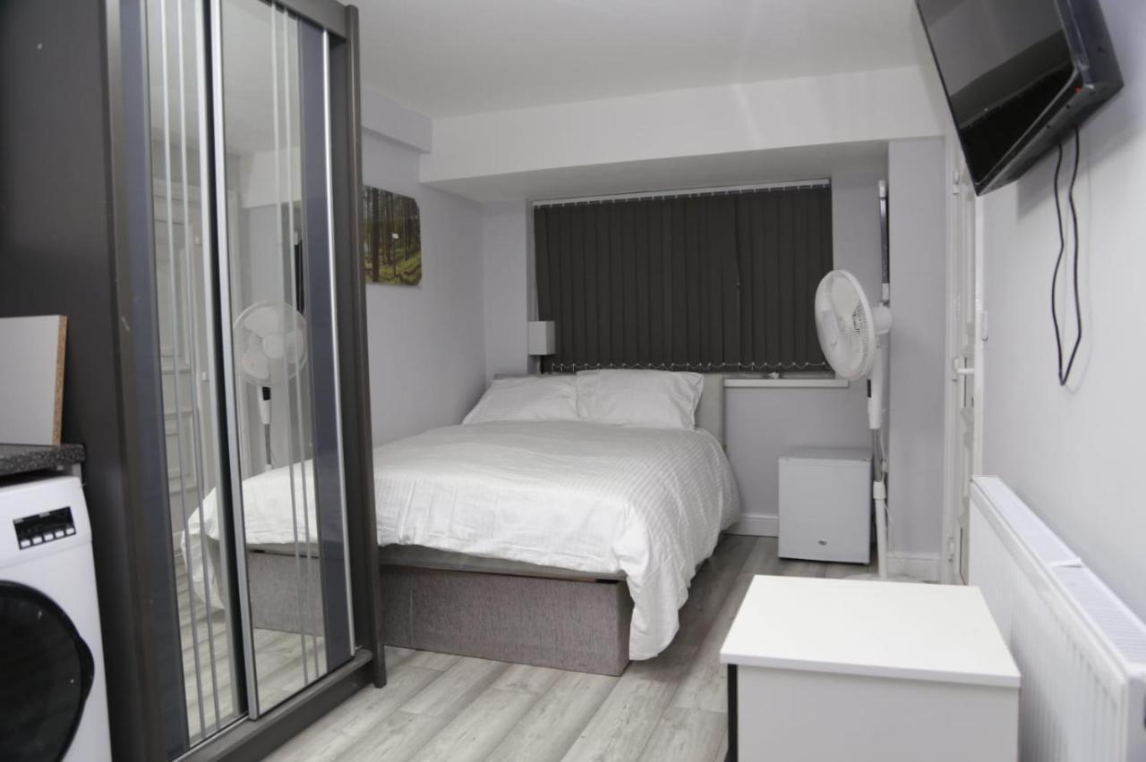 A A Guest Nightingale Chalet Londres