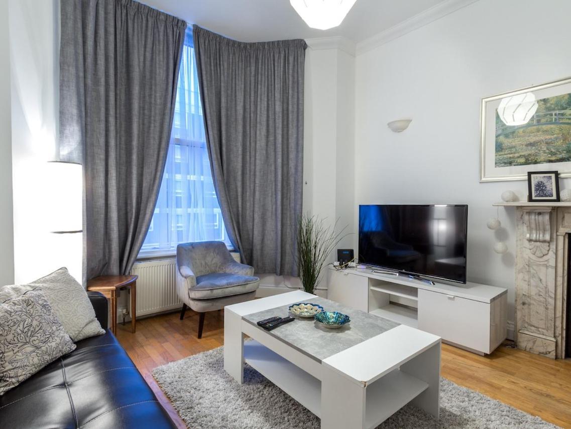 Spacious 1 Bed In West Kensington Or Hammersmith Appartement *