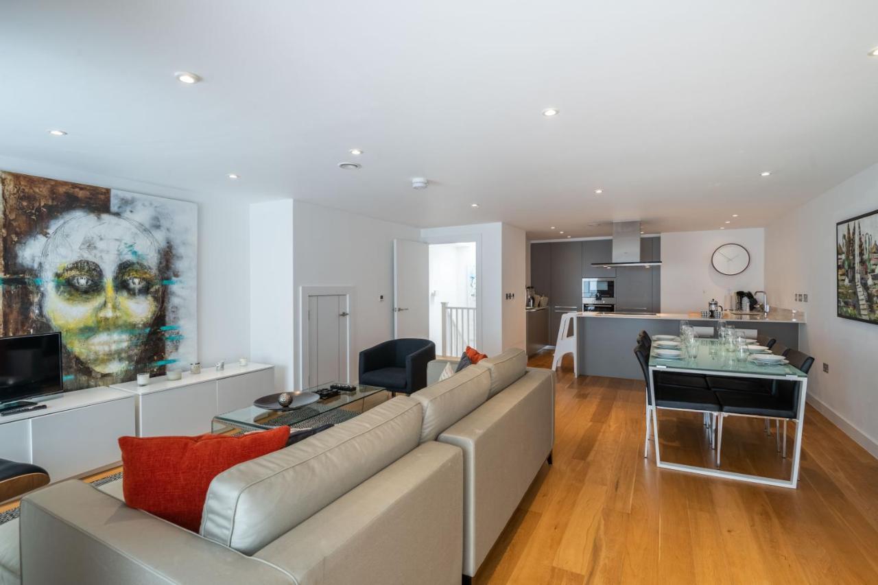 Trendy Queens Park Close To Hampstead By Underthedoormat Londres