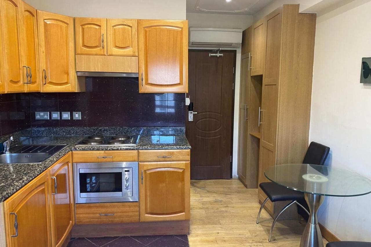 Apartamento 5th Flr Studio For 2 Near Hyde Park-r21-building32