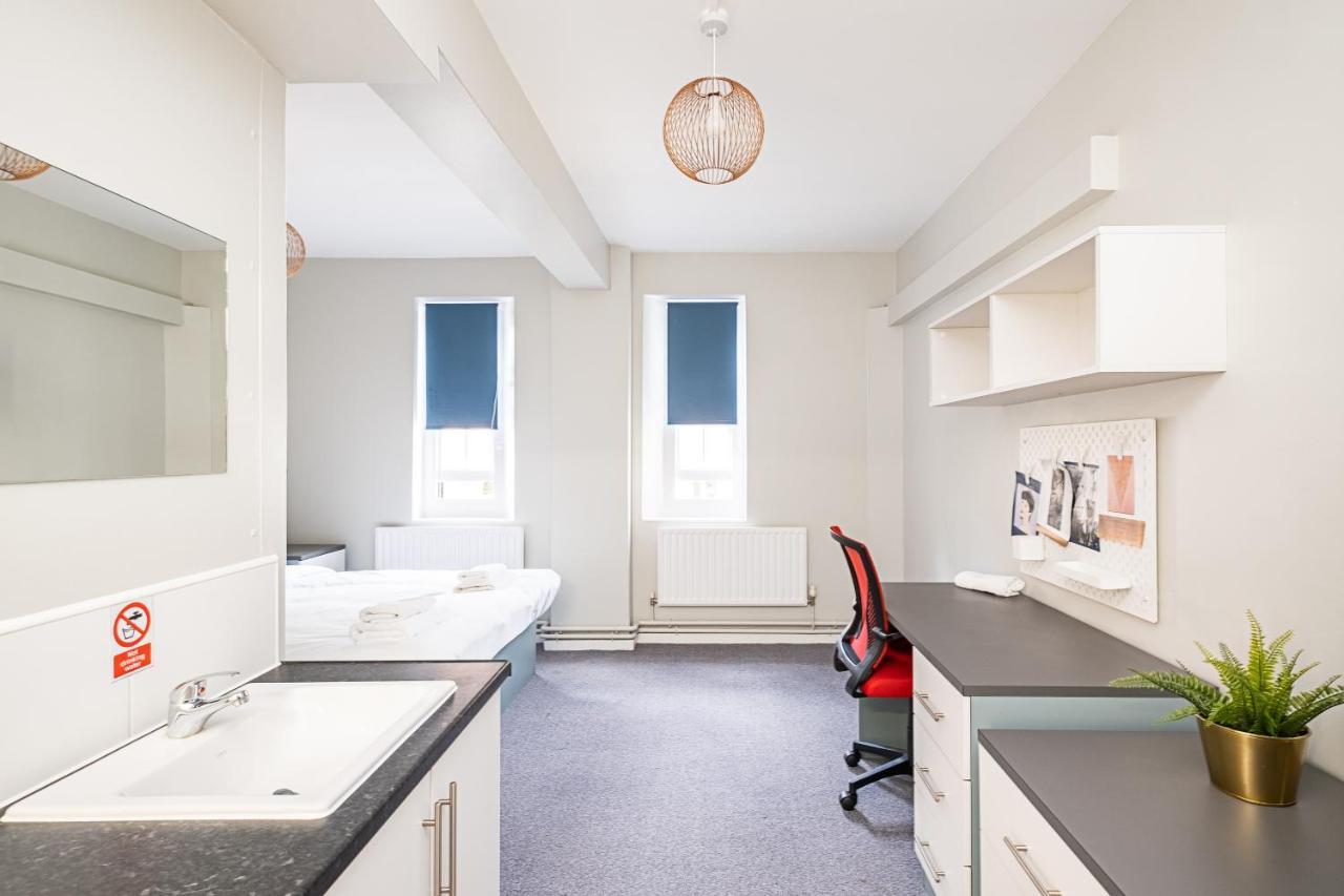 Modern And Studio, Westminster - Sk Londen