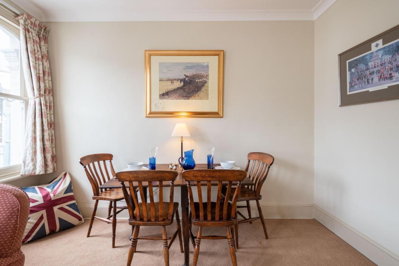 Apartamento Traditional Fulham Close To The River Thames By Underthedoormat