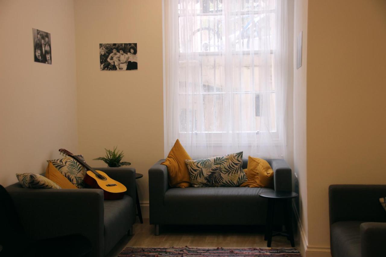 Onefam Notting Hill Hostel London