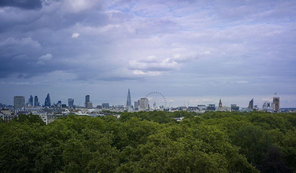 Sheraton Grand Park Lane Hotel 5*