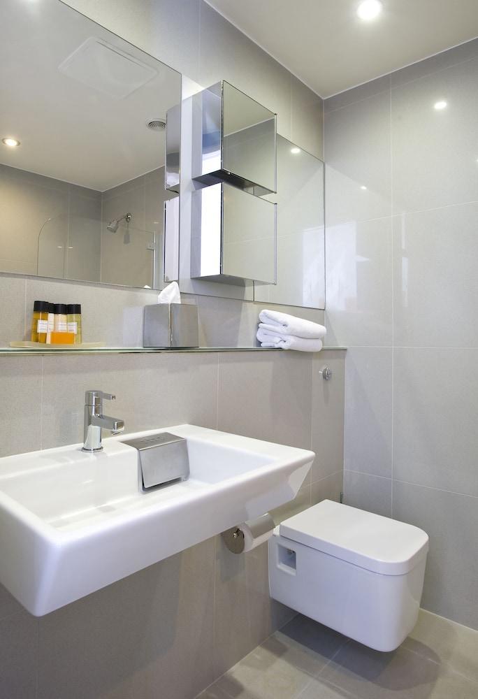 Aparthotel Templeton Place By Supercity