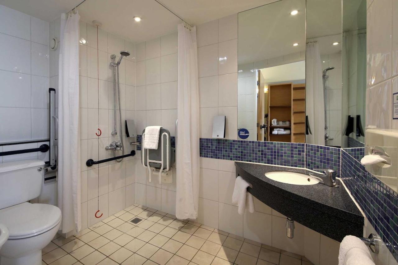 Hotel Holiday Express - Newbury Park, An Ihg Londres