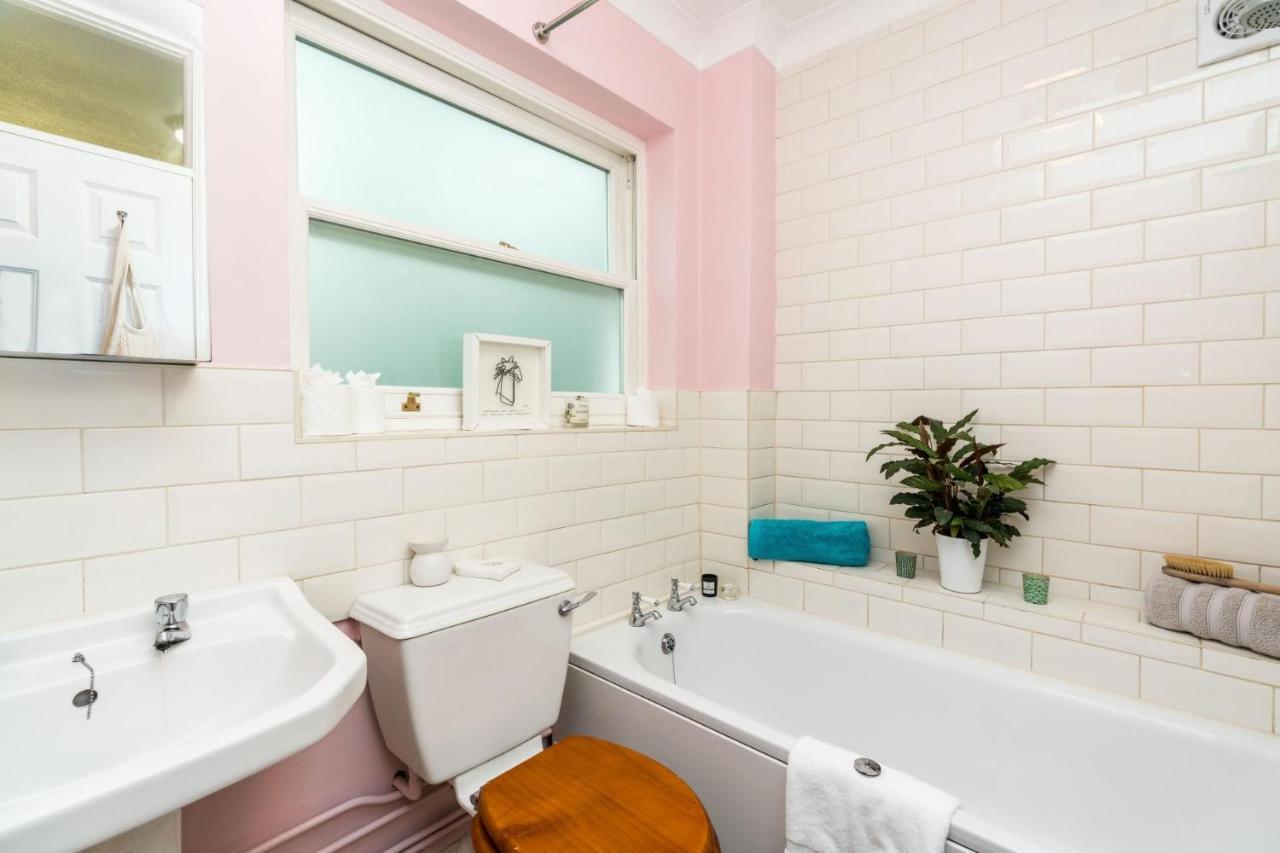 Apartamento New Fantastic 1bd Crystal Palace Flat In