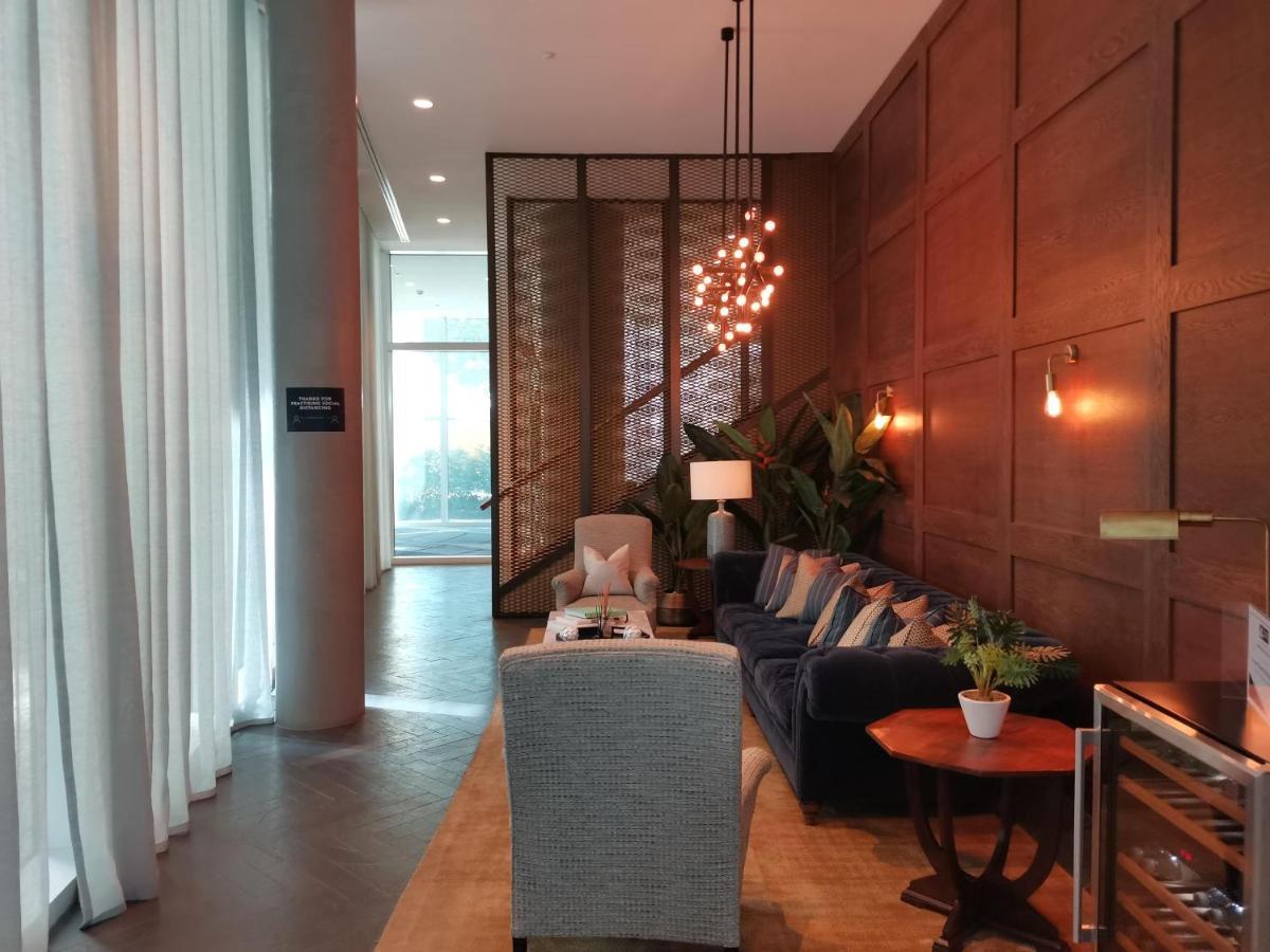 Charles Hope Canary Wharf South Quay Apartamento Londres