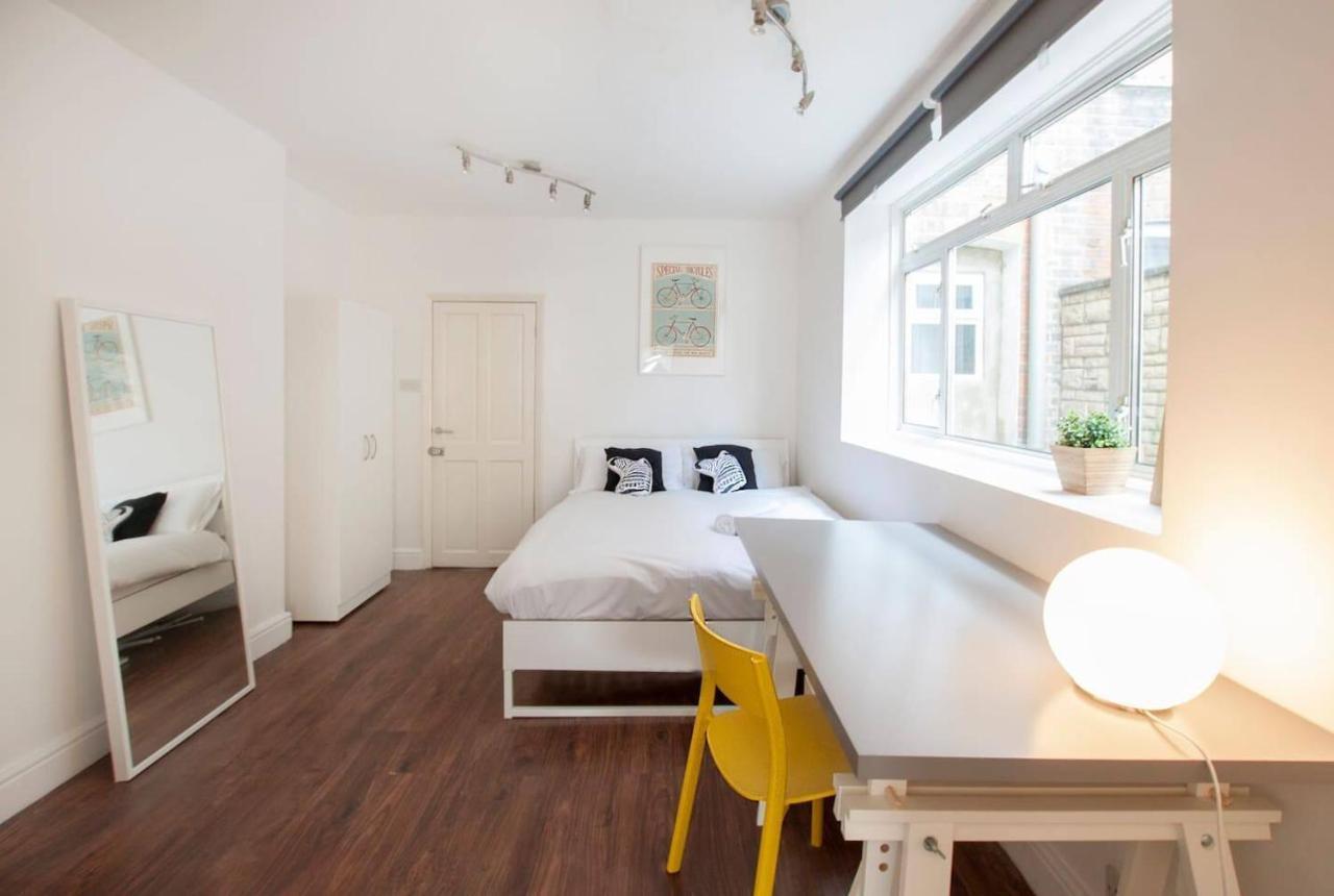 Tooting Broadway & By Dc Casa de hóspedes 5*