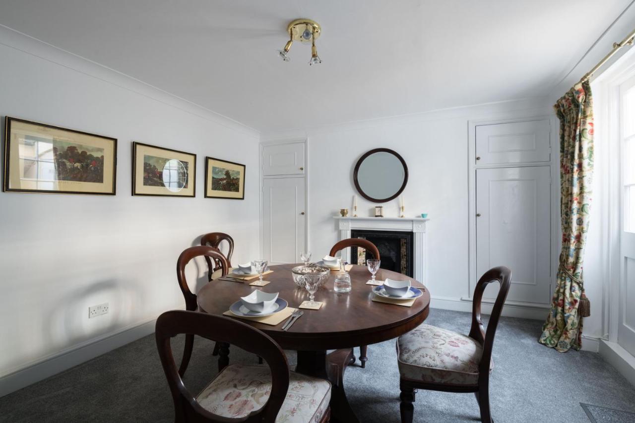 Stylish Sloane Square Close To Victoria By Underthedoormat Apartamento *