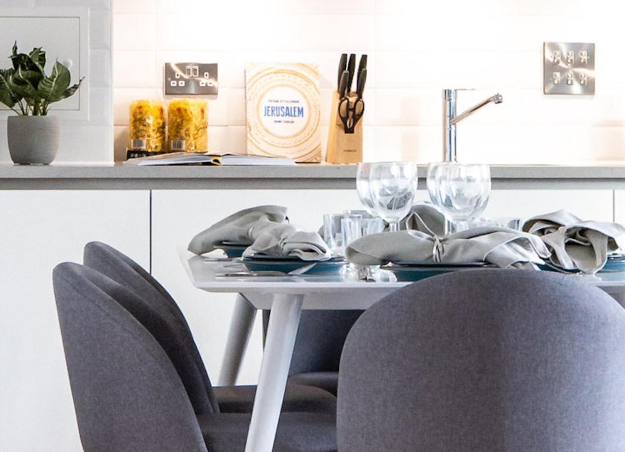 Contemporary Apartments, Wembley - Sk Apartamento