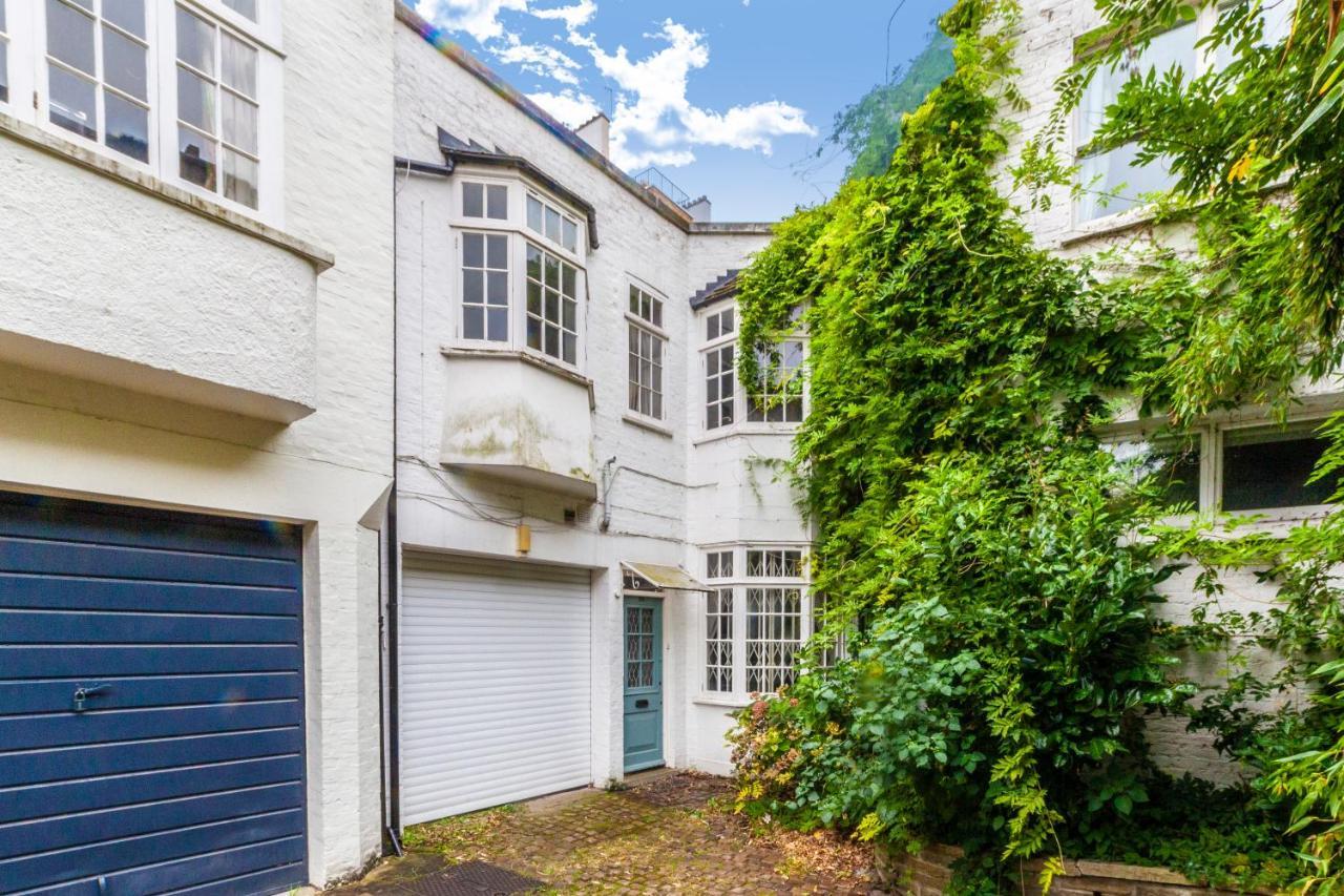 Holiday home Kynance Mews Rustic And Unique Three Bedroom Mews House With A Private Courtyard