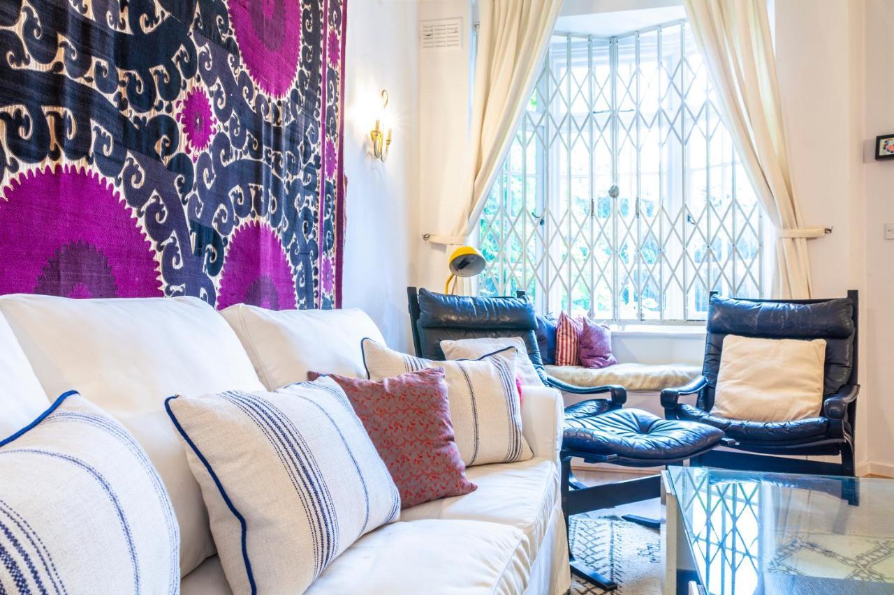 Holiday home Kynance Mews Rustic And Unique Three Bedroom Mews House With A Private Courtyard