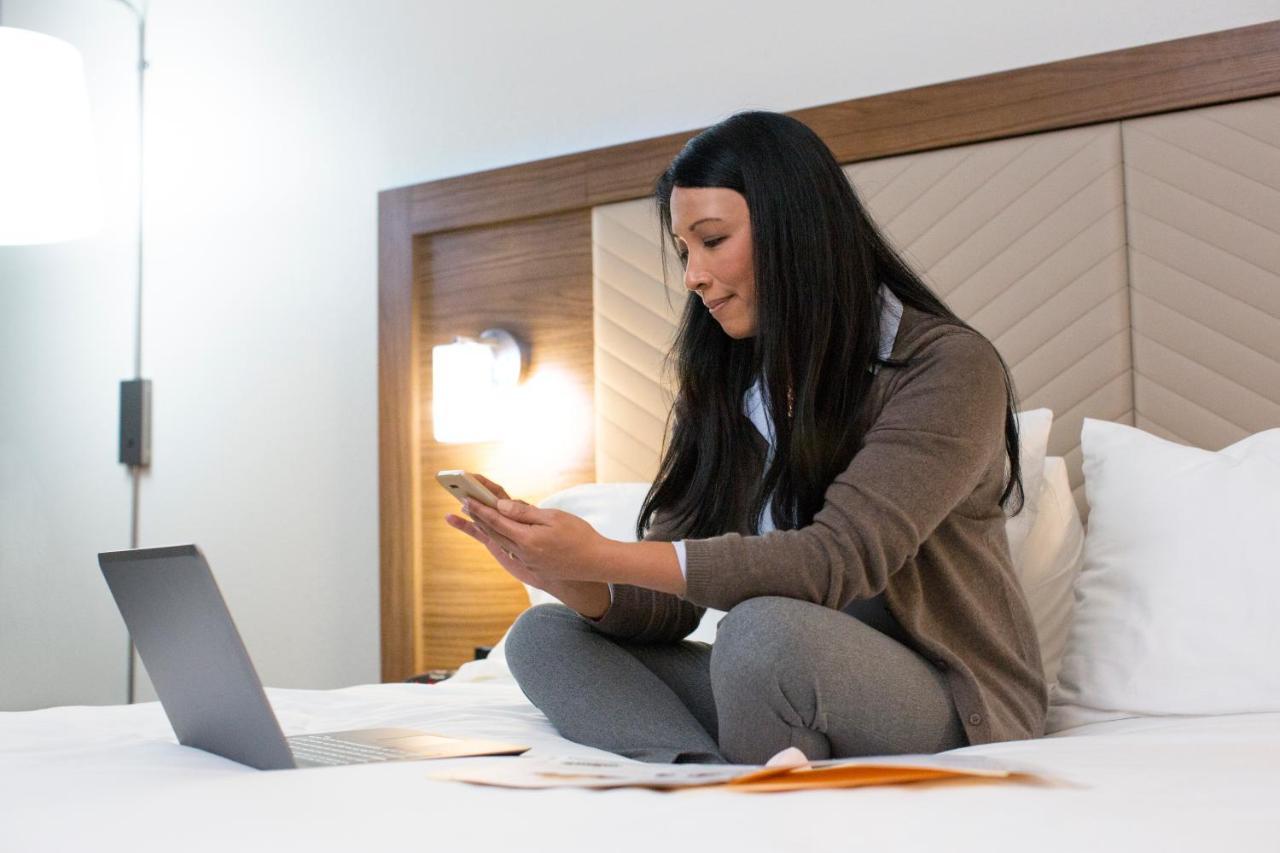 Holiday Express Victoria By Ihg Hotel 3*
