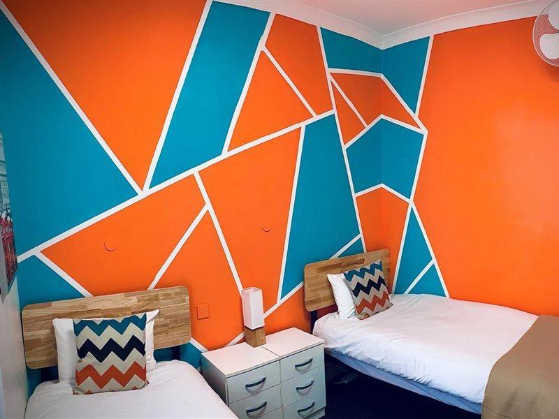 Smart Hyde Park View Hostal *