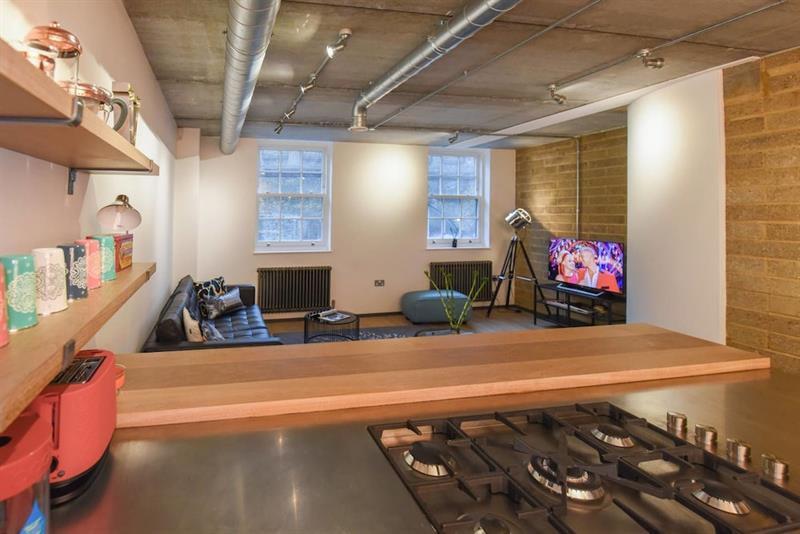 Loft Style In London! 2br! Vr