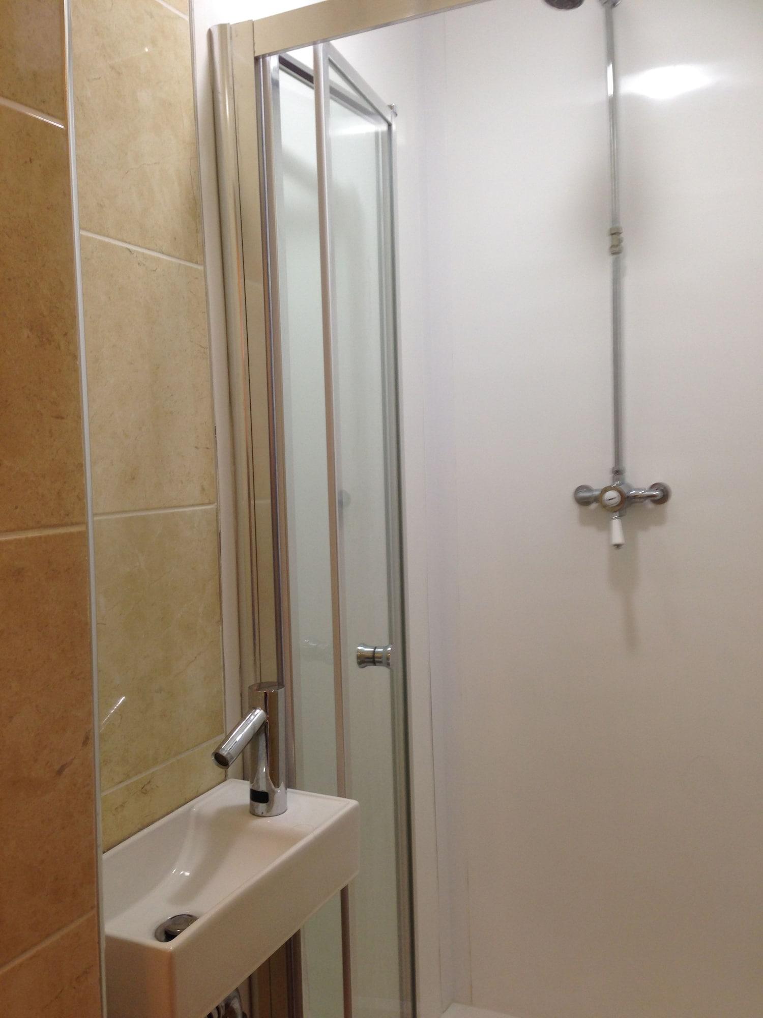 Auberge de jeunesse Onefam Waterloo 18-36 Years Old *