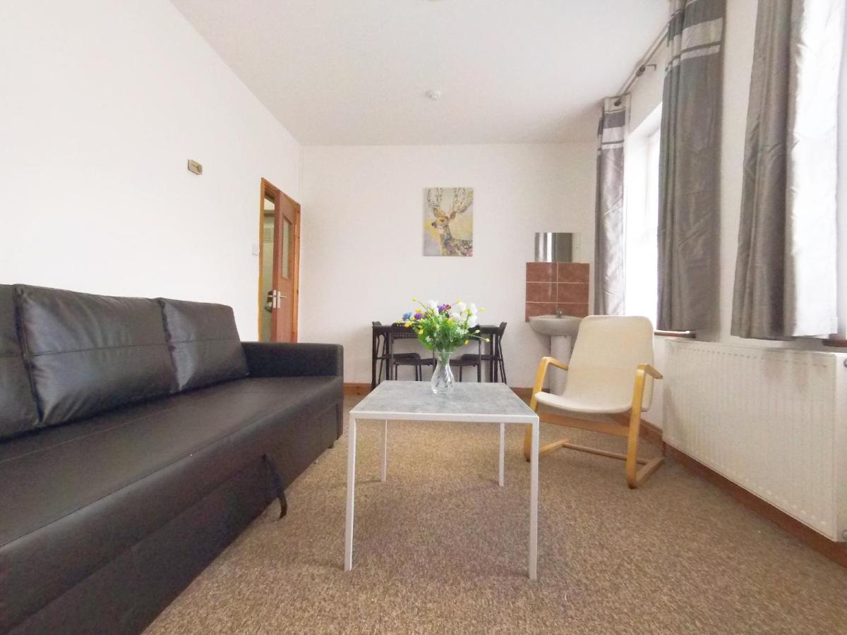 Apartamento Carnation Flat A In Wembley Londres