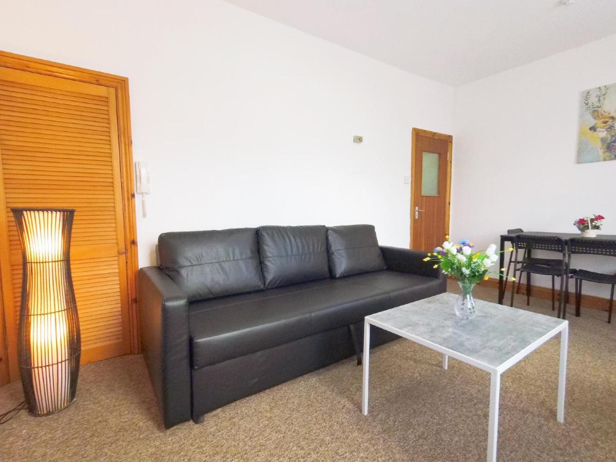 Carnation Flat A In Wembley Apartamento *