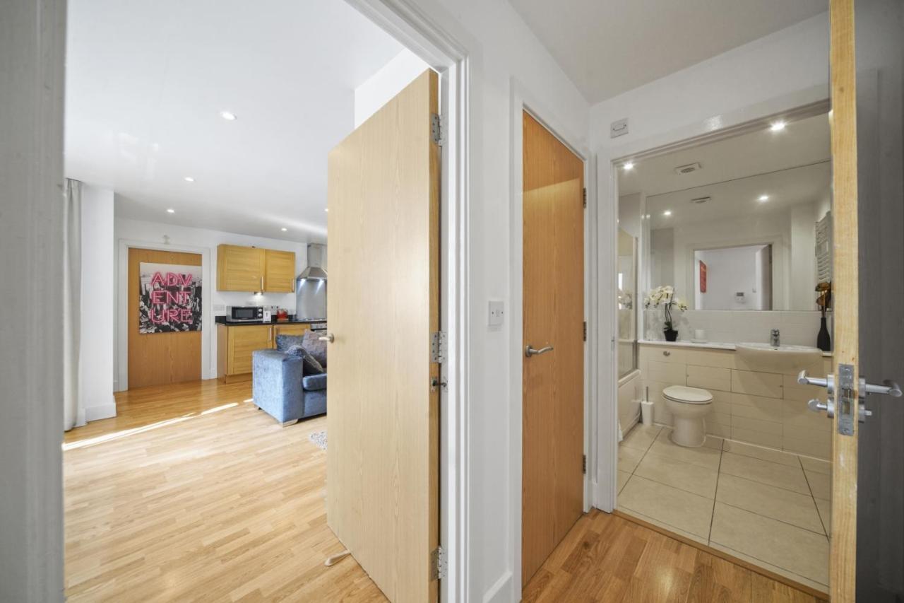 Apartment Skycity Modern By Bridge *