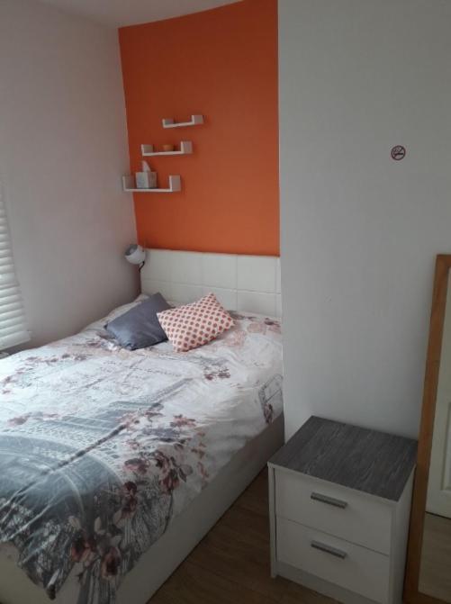 03 Bedroom Apartment-self Check In Londen