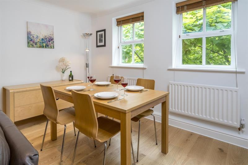 Hotel Sunny 2br In The Heart Of Vauxhall, By Subway Vr