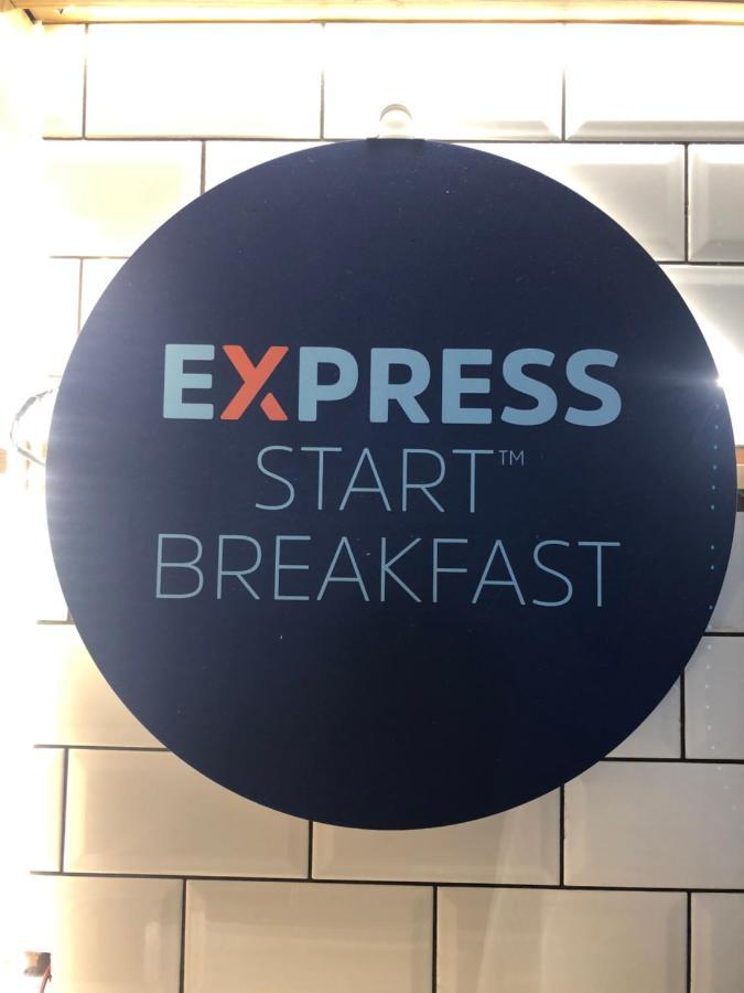 Holiday Express Victoria By Ihg 3* Londres
