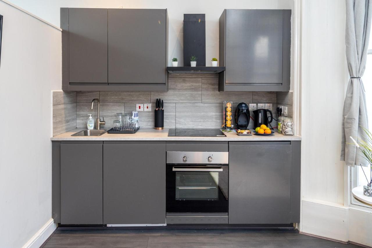 Kensington Modern Apartment London