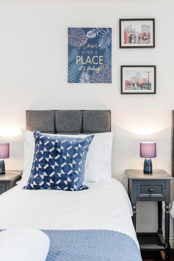 Watford Town Centre, Serviced One Bed Flat With Choice Of King Or Twin Beds, Sleeps Up To 4 Sharing, Free Wifi And Free Movies Apartamento *