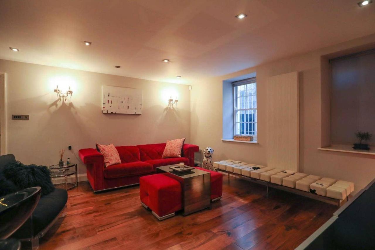 Apartment Lovely 2 Bed Garden Flat Warren Street *