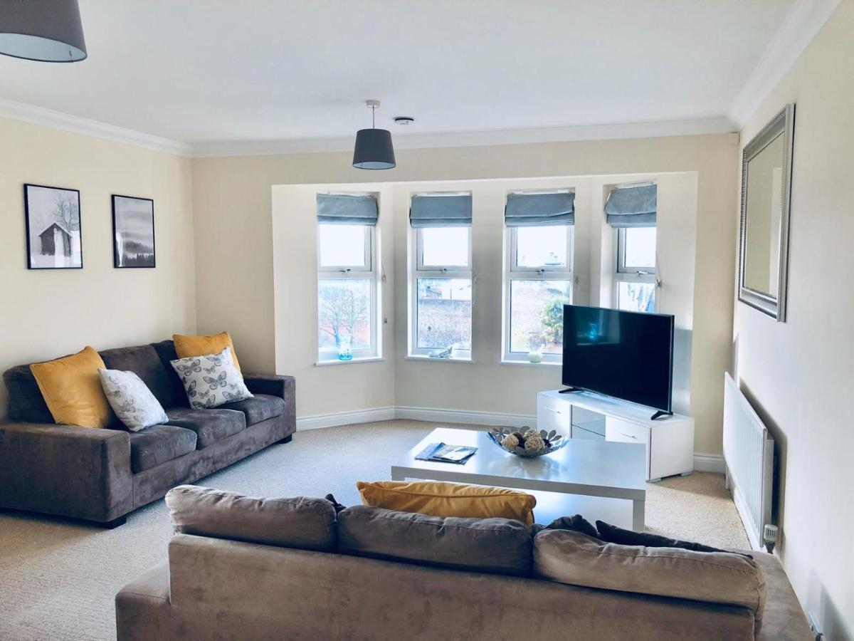 Apartamento 2 Bed 2 Bath Flat With Private Parking And 3 Min To Tube