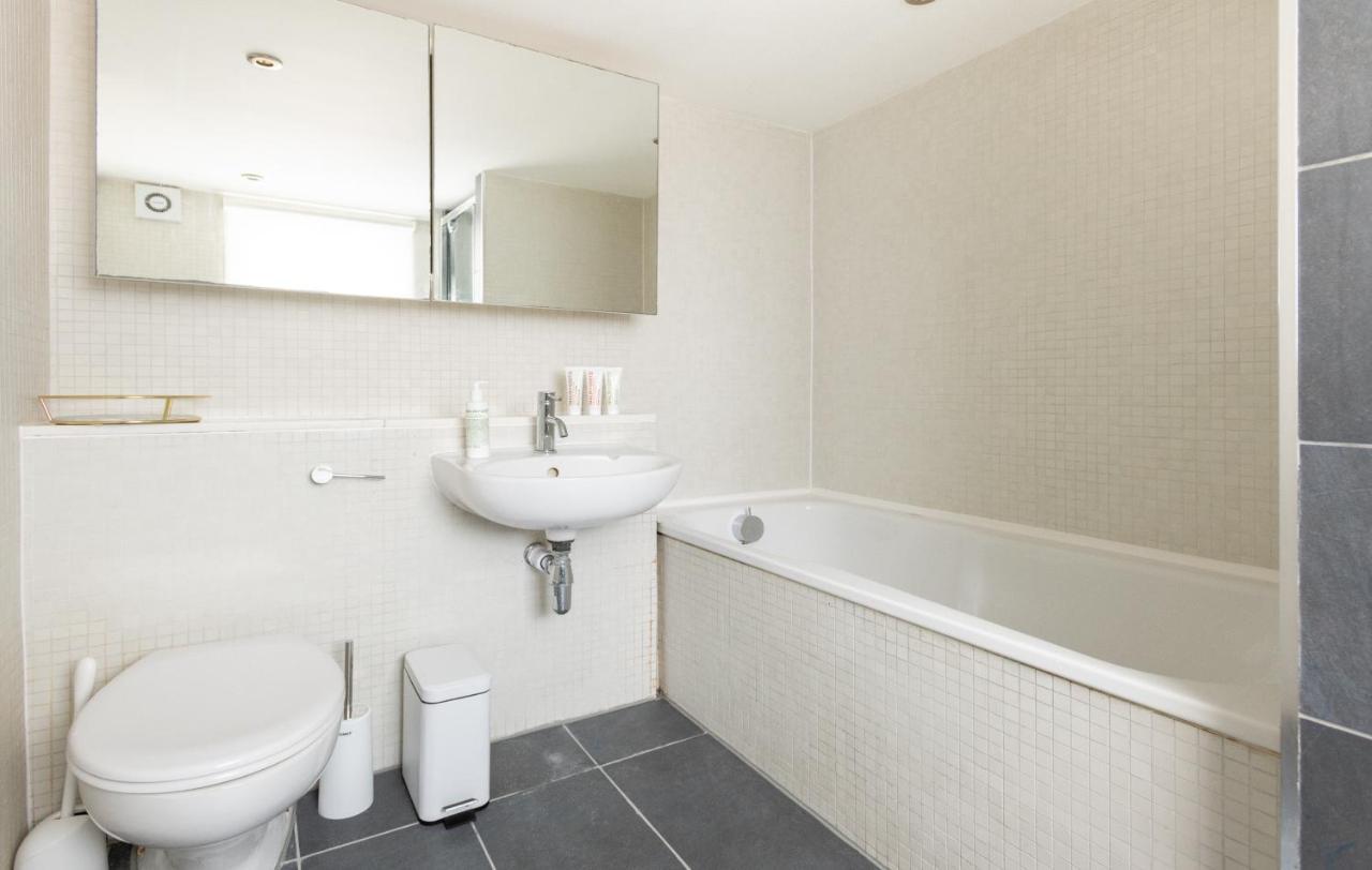 The Euston Square Escape - Modern And Central 4bdr Appartement Londen