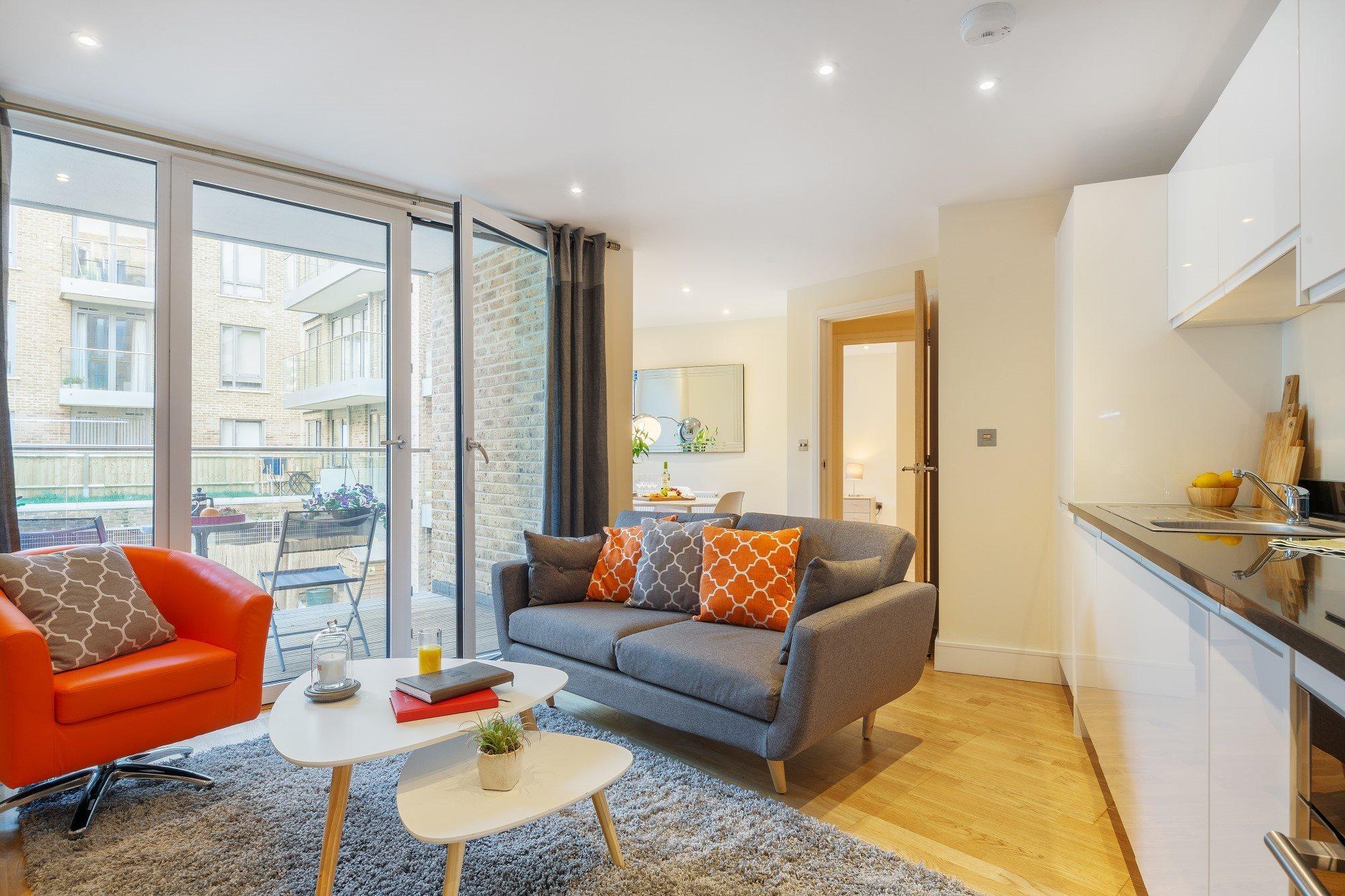 Appartement Two Bedroom Serviced With Balcony In Weymouth Building, Deacon Street *
