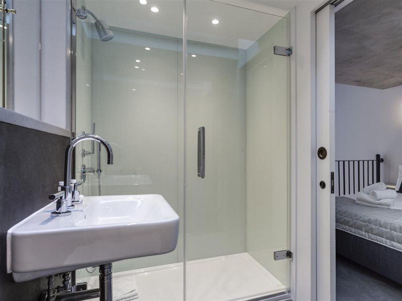 Soho Lofts By Q *